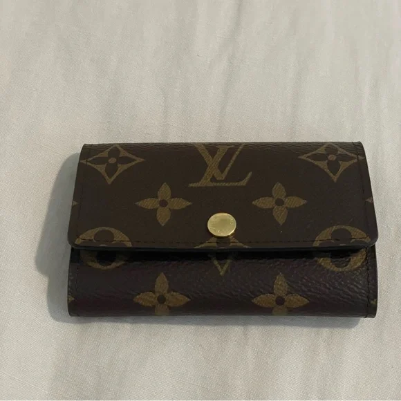 Louis Vuitton 6 Key Holder Monogram - Picture 1 of 8